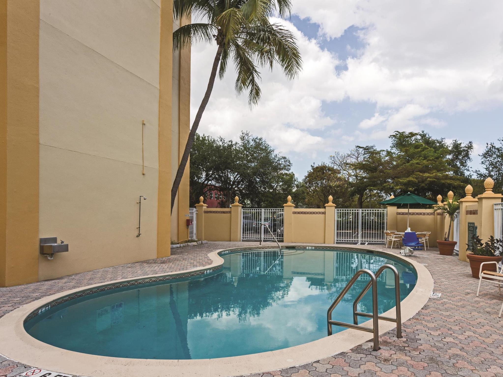 La Quinta By Wyndham West Palm Beach Airport Exteriör bild